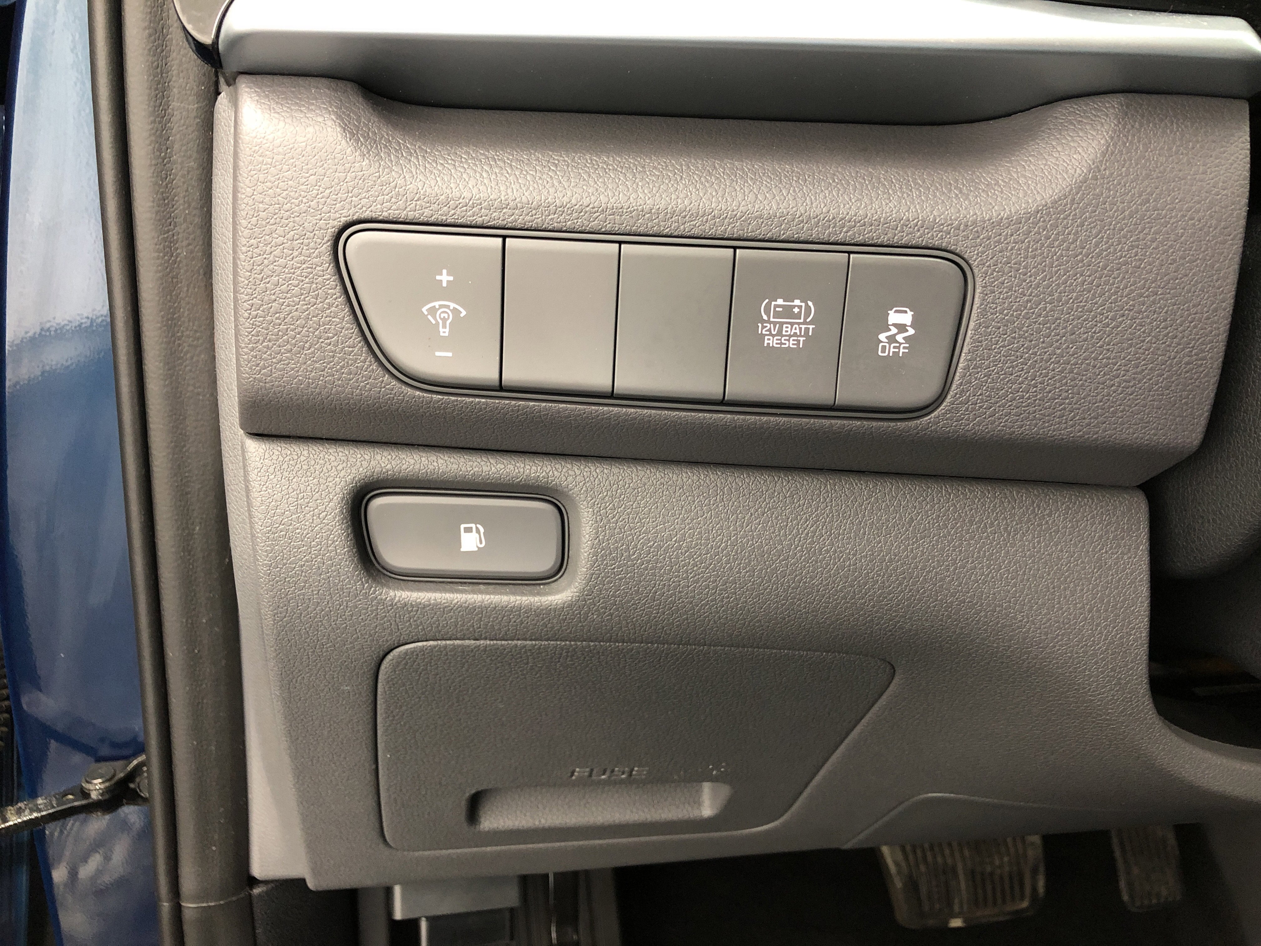 Used 2022 Kia Niro LX FWD image 16