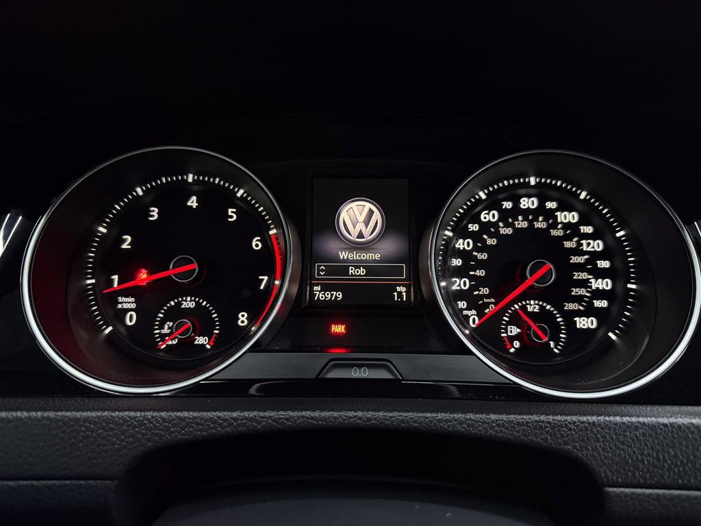 Used 2018 Volkswagen Golf 4-Door FWD image 30