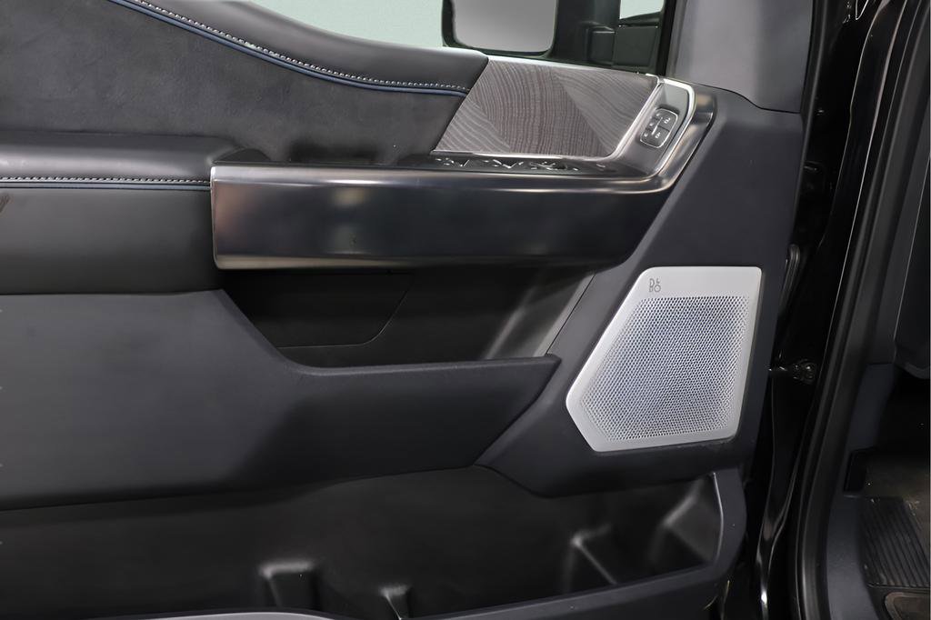 Used 2025 Ford F250 Platinum image 24