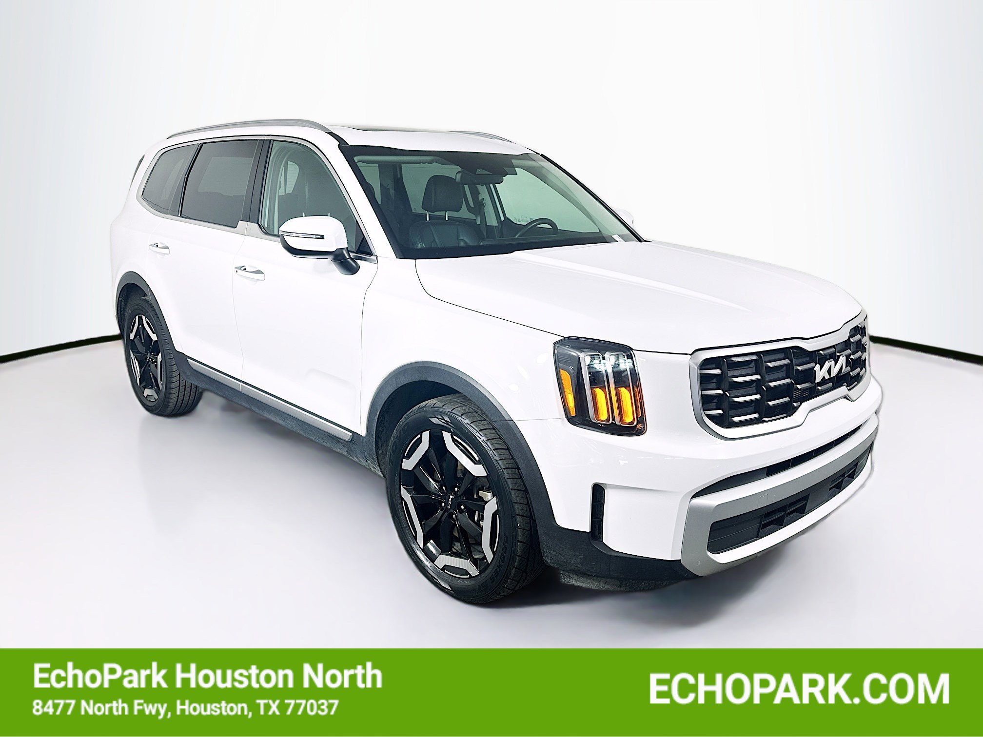 Used 2025 Kia Telluride S image 1