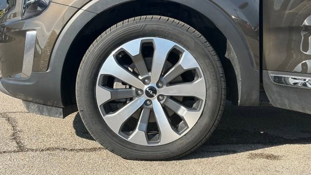Used 2022 Kia Telluride EX w/ EX Premium Package image 32
