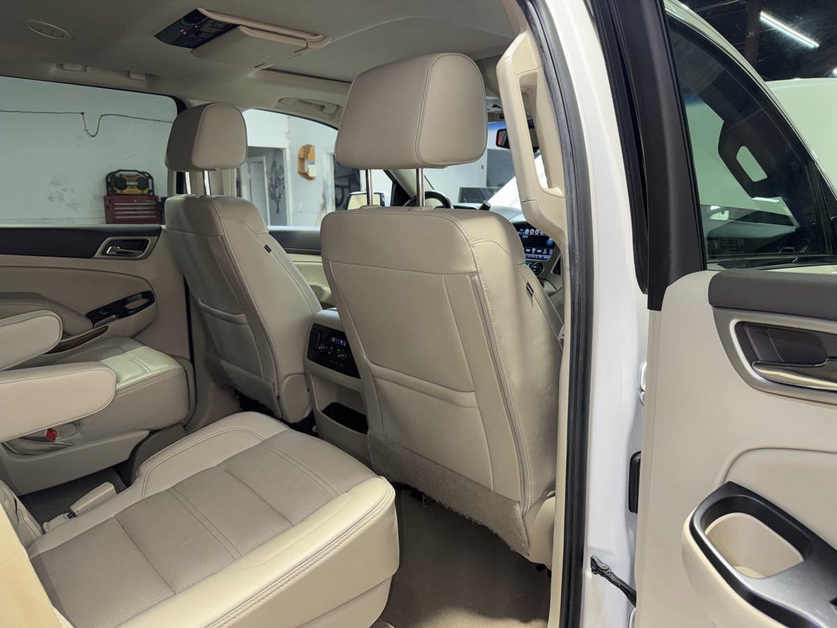 Used 2019 GMC Yukon Denali w/ Denali Ultimate Package AWD/4WD image 26