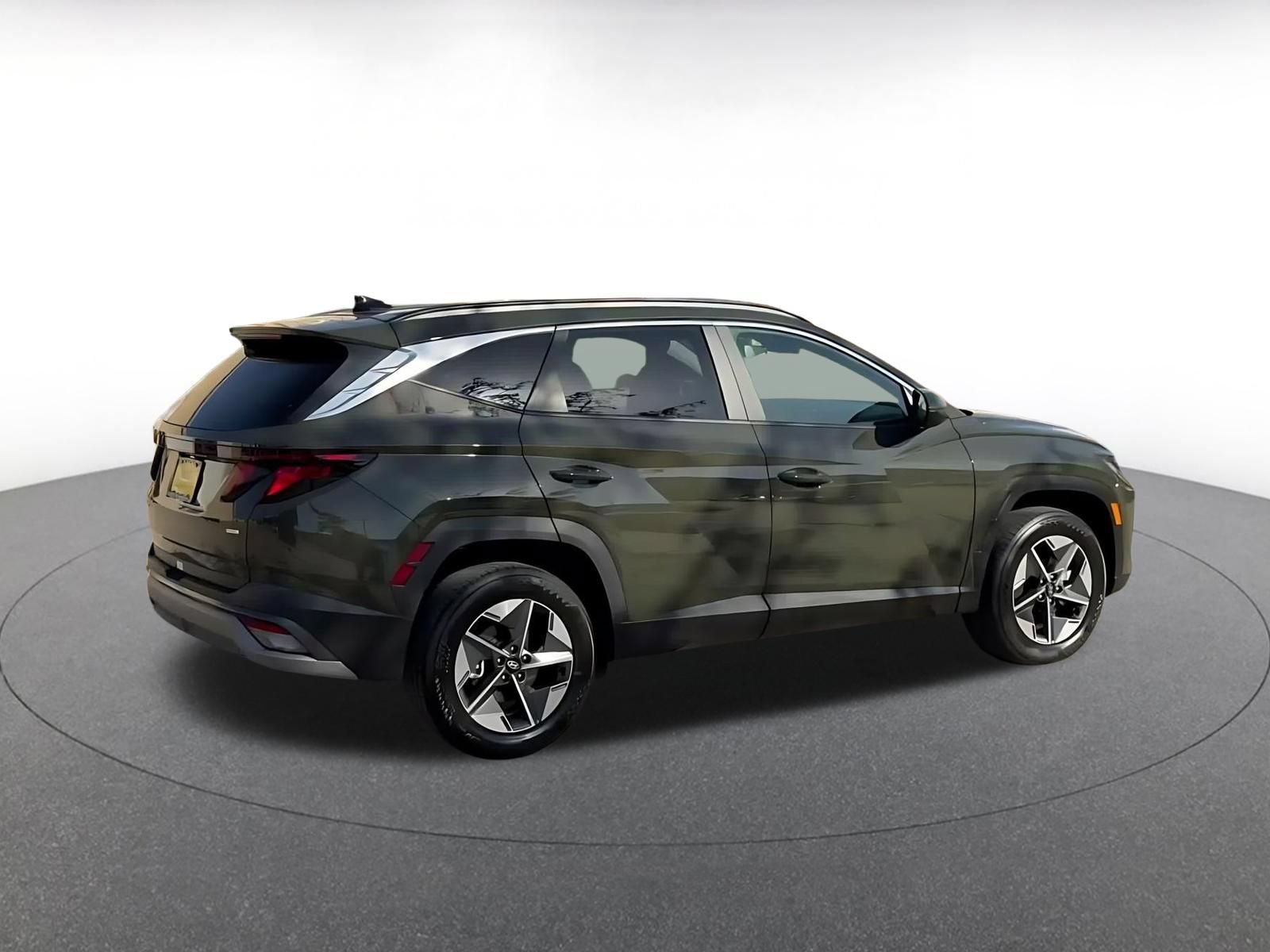 Used 2026 Hyundai Tucson SEL Plus AWD/4WD image 14
