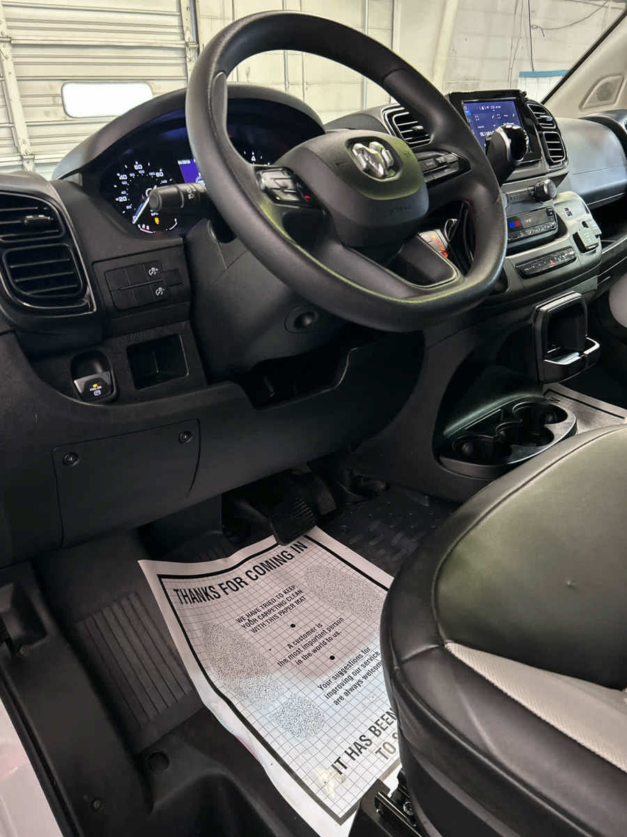 Used 2023 RAM ProMaster 2500 FWD image 9