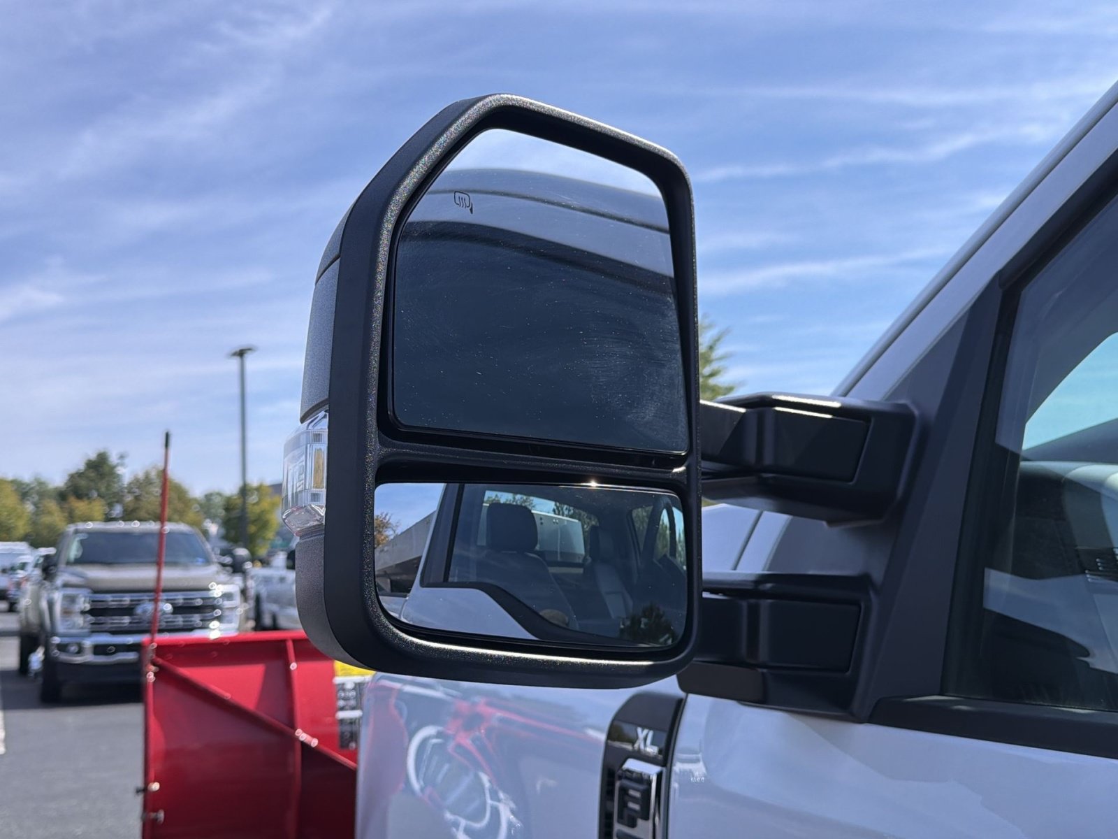 New 2026 Ford F350 XL w/ XL Off-Road Package AWD/4WD image 13