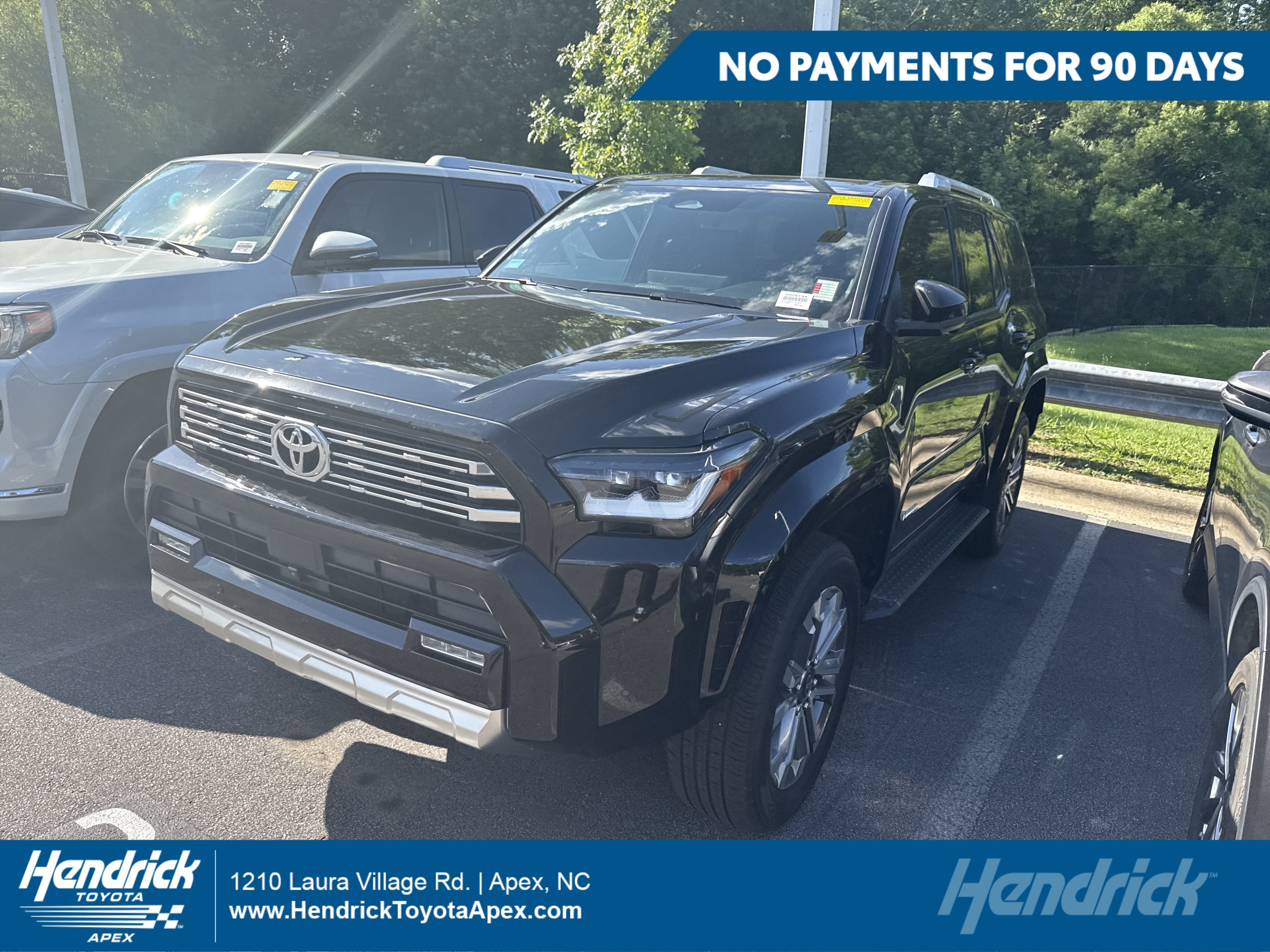 Used 2025 Toyota 4Runner Limited AWD/4WD image 1
