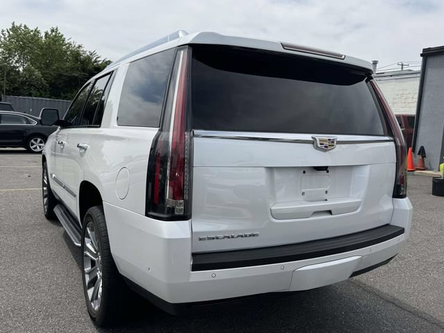 Used 2020 Cadillac Escalade Luxury AWD/4WD image 13