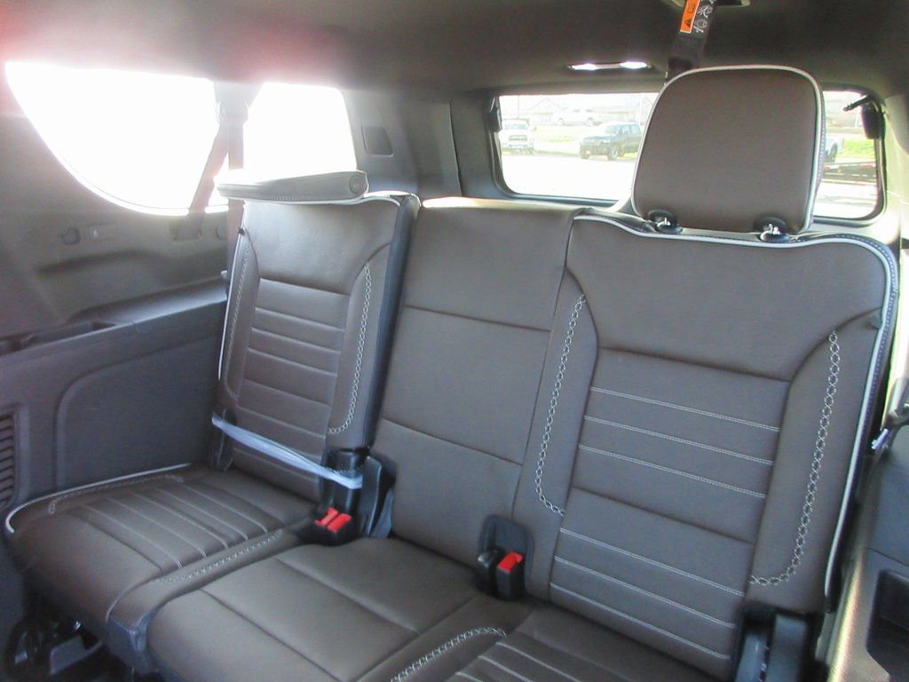 New 2026 GMC Yukon XL Denali Ultimate image 14