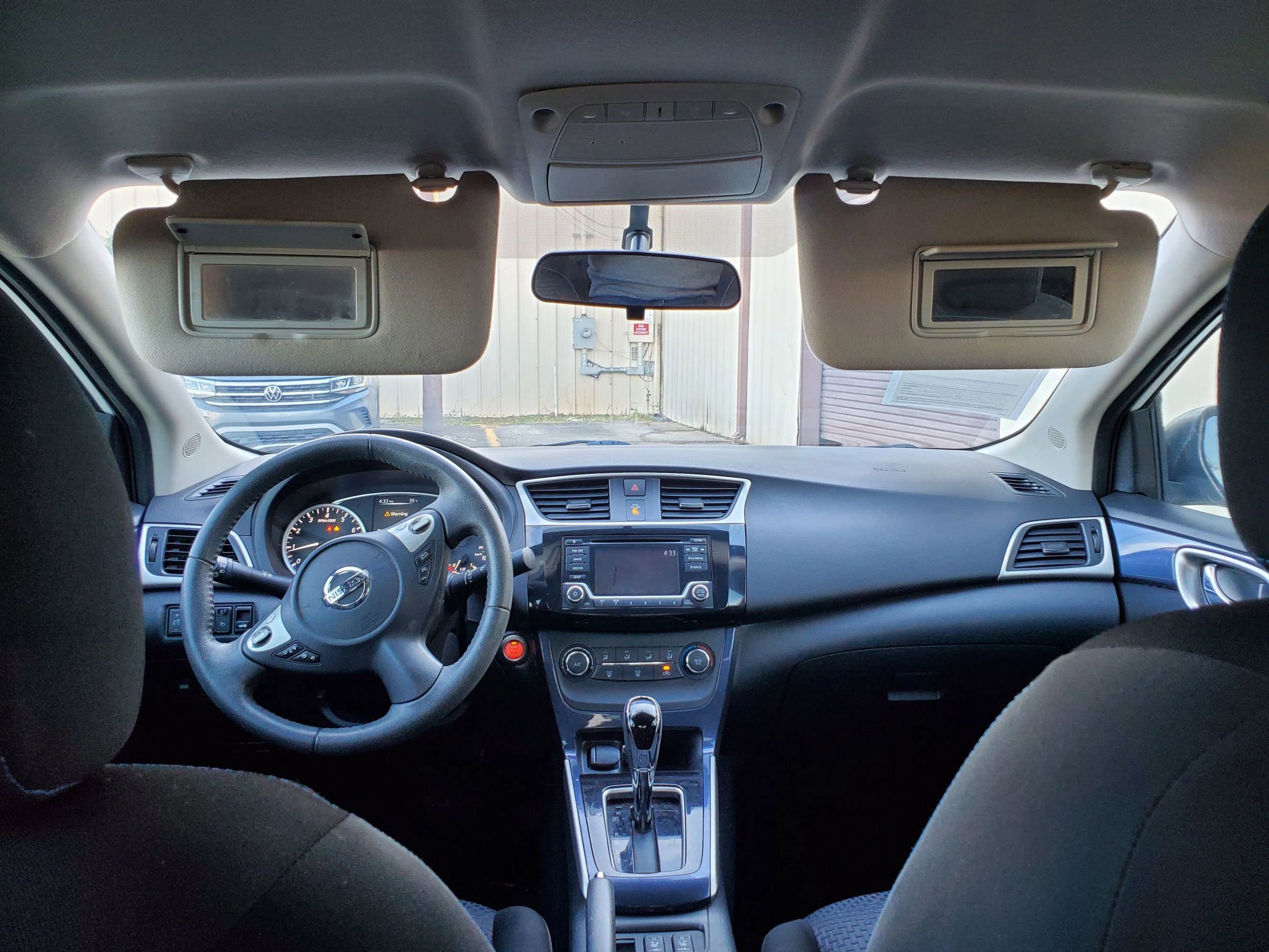 Used 2017 Nissan Sentra SR image 29