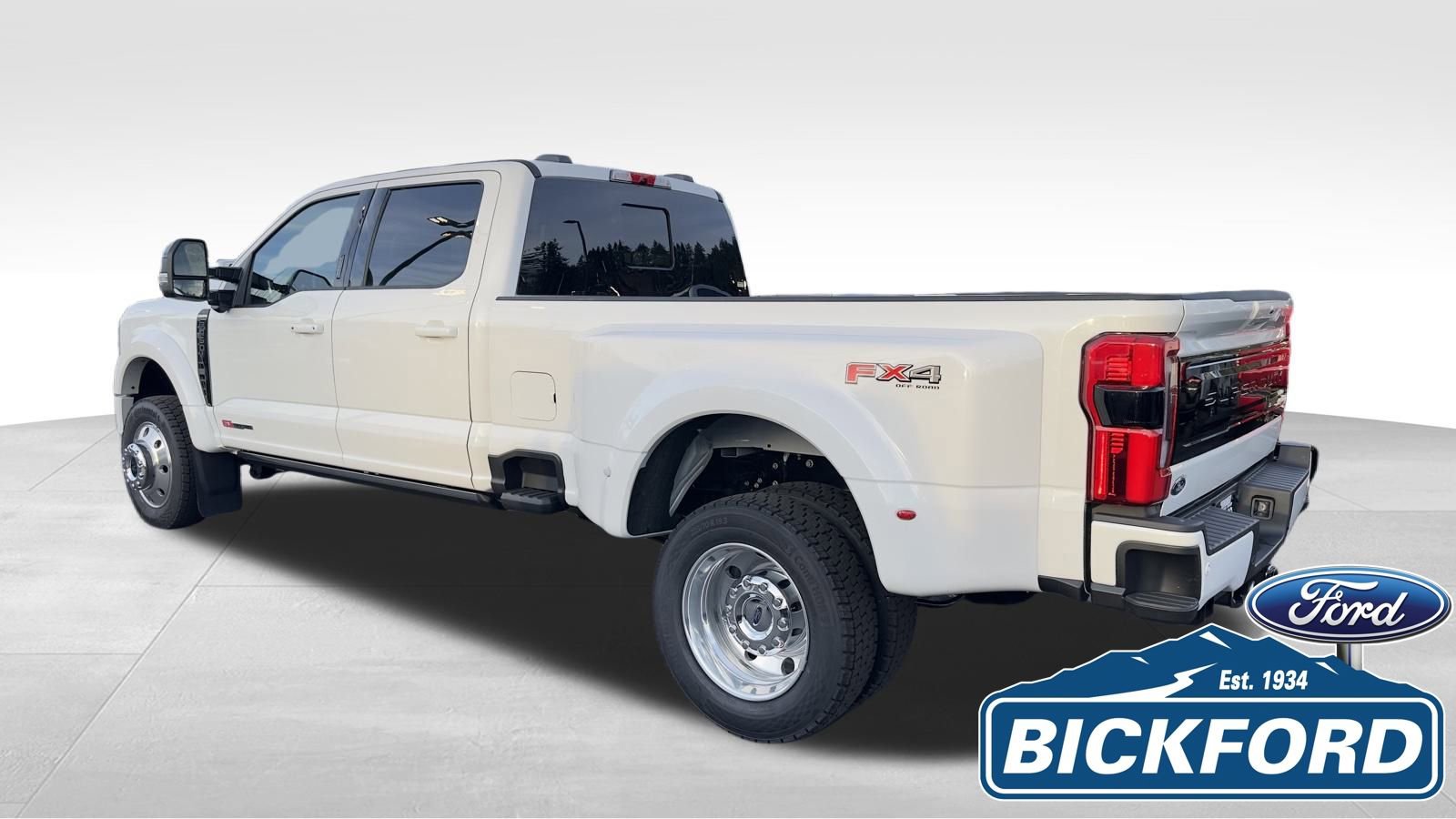 New 2026 Ford F450 Platinum image 8