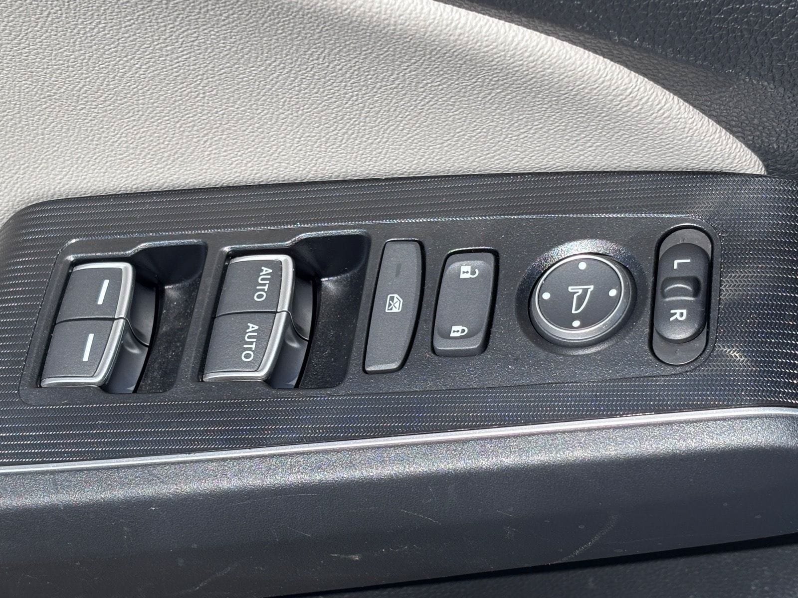 Used 2024 Honda Civic Touring image 21