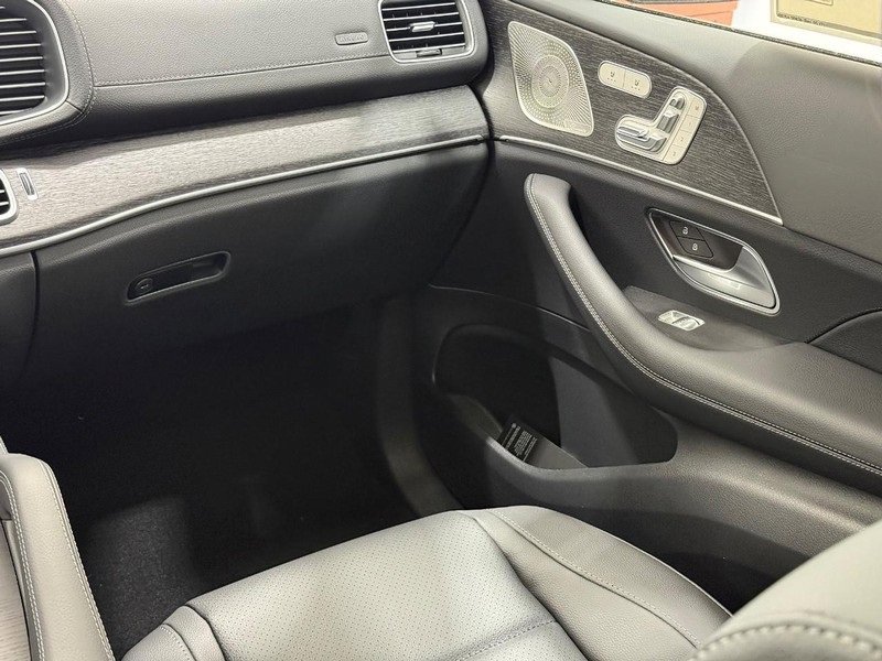 New 2026 Mercedes-Benz GLE 350 4MATIC image 9