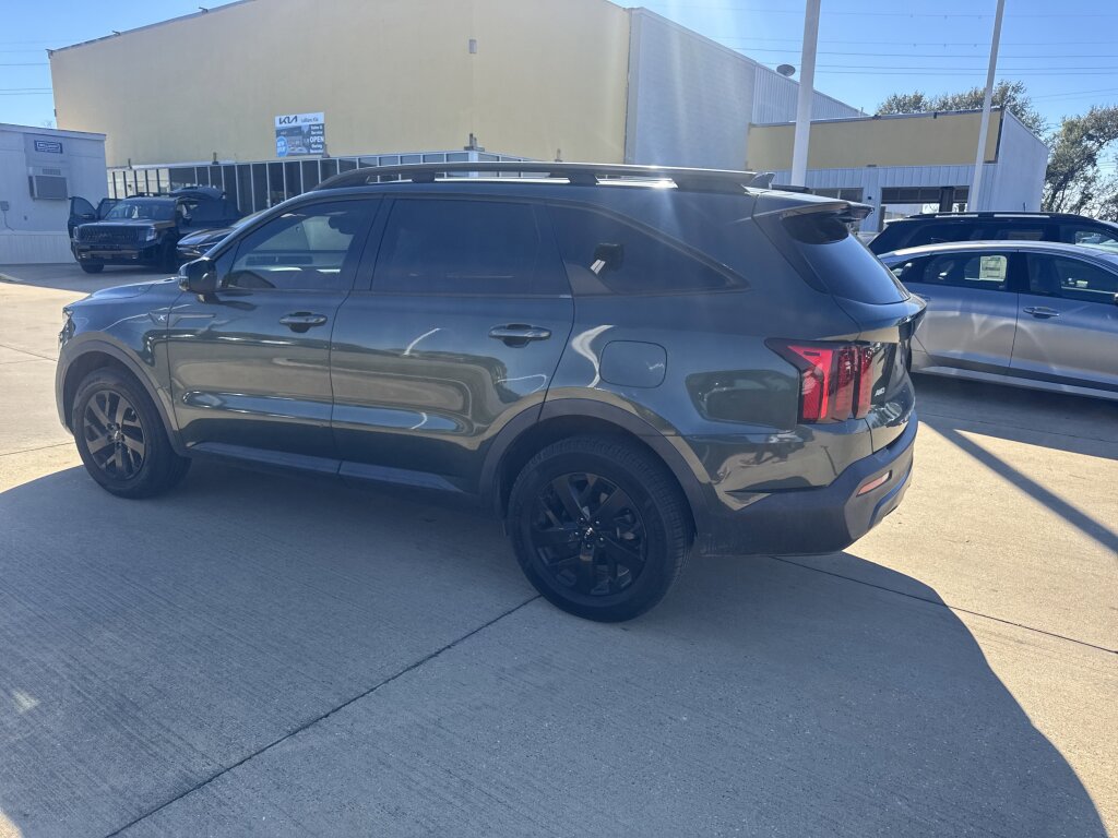 Used 2022 Kia Sorento S image 23