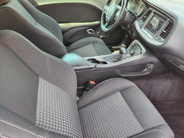 Used 2018 Dodge Challenger SXT RWD image 15