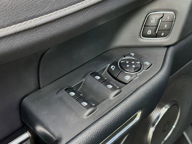 Used 2024 Ford Expedition Max XLT image 18