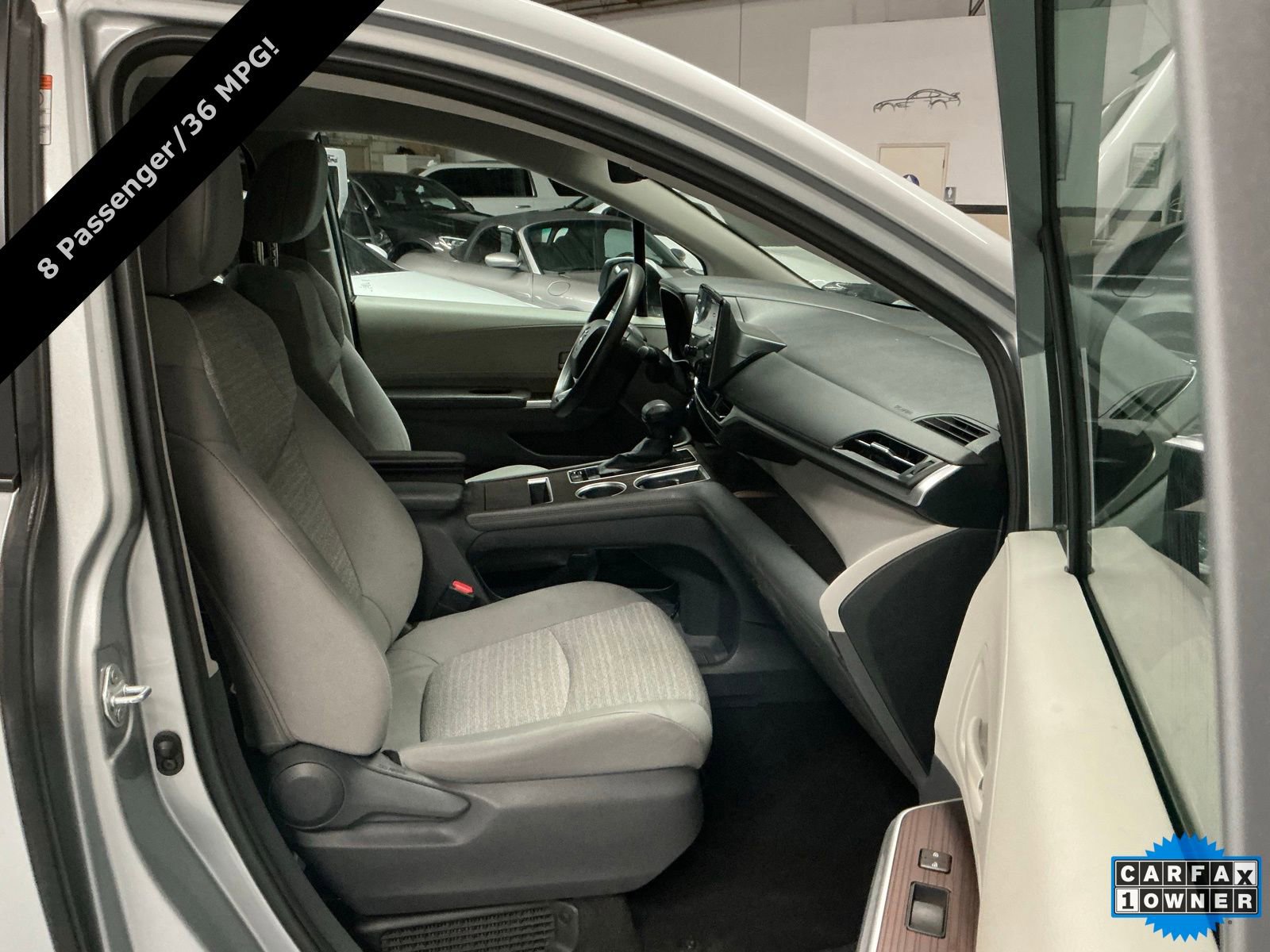 Used 2021 Toyota Sienna LE image 14