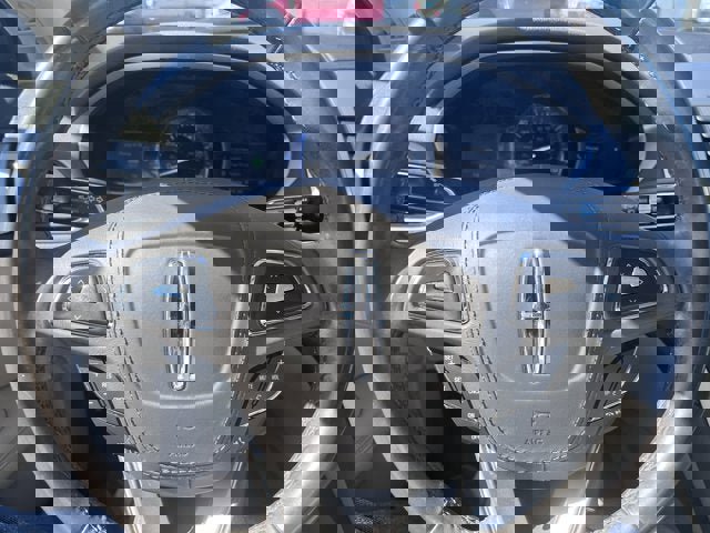 Used 2017 Lincoln MKZ Premiere image 11