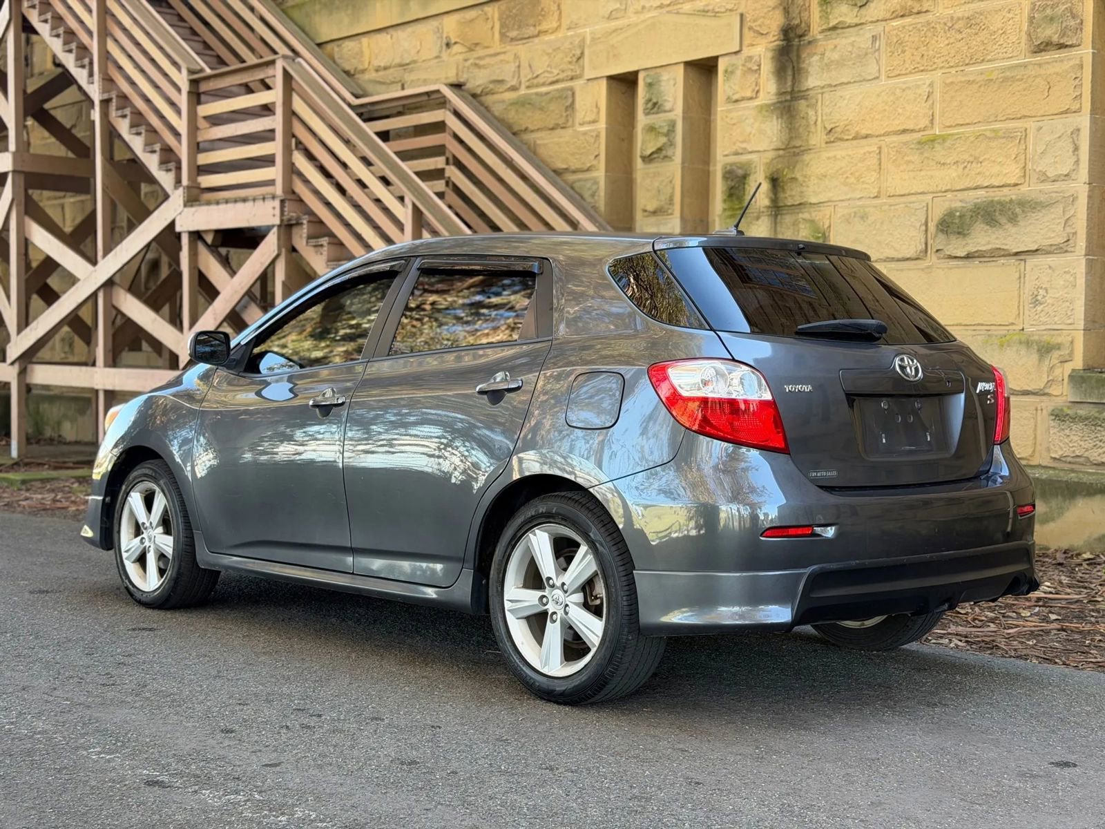 Used 2009 Toyota Matrix S image 30