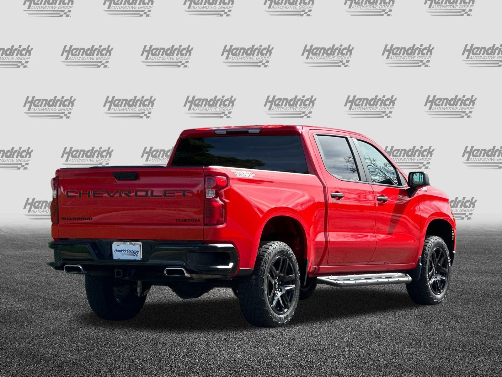 Used 2022 Chevrolet Silverado 1500 Custom Trail Boss w/ LPO, Dark Essentials Package image 5