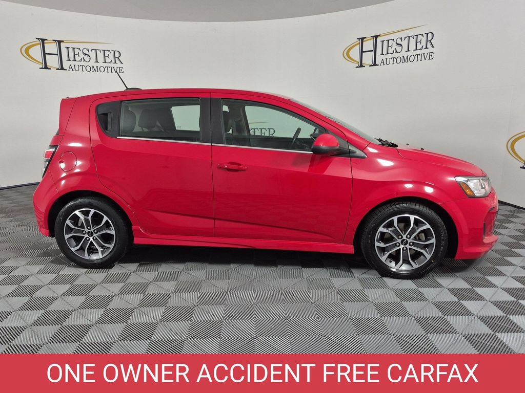 Certified 2020 Chevrolet Sonic LT w/ Convenience Package FWD image 3
