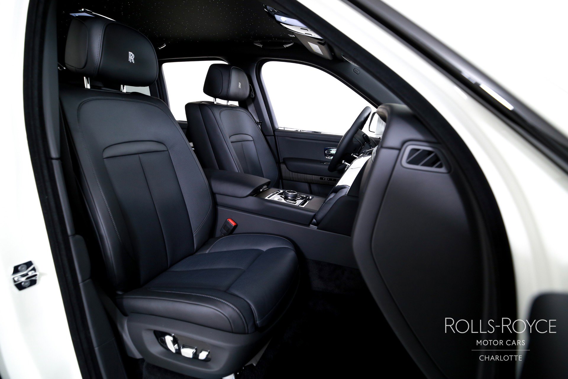 New 2026 Rolls-Royce Cullinan image 36