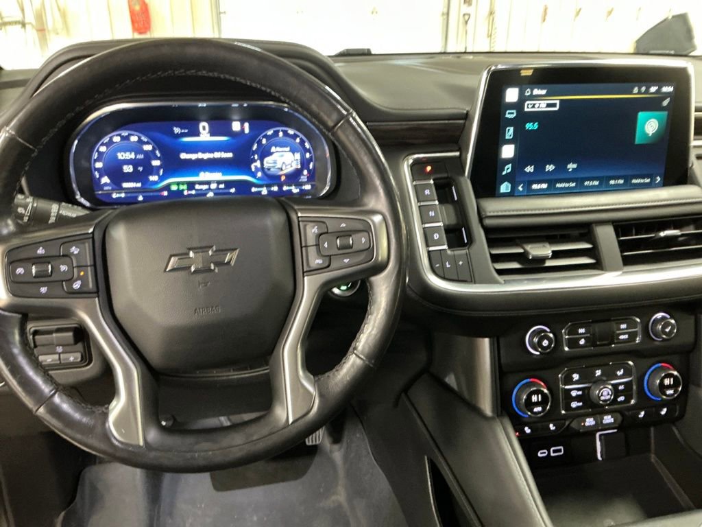 Used 2022 Chevrolet Suburban Z71 w/ Z71 Off-Road Package AWD/4WD image 16