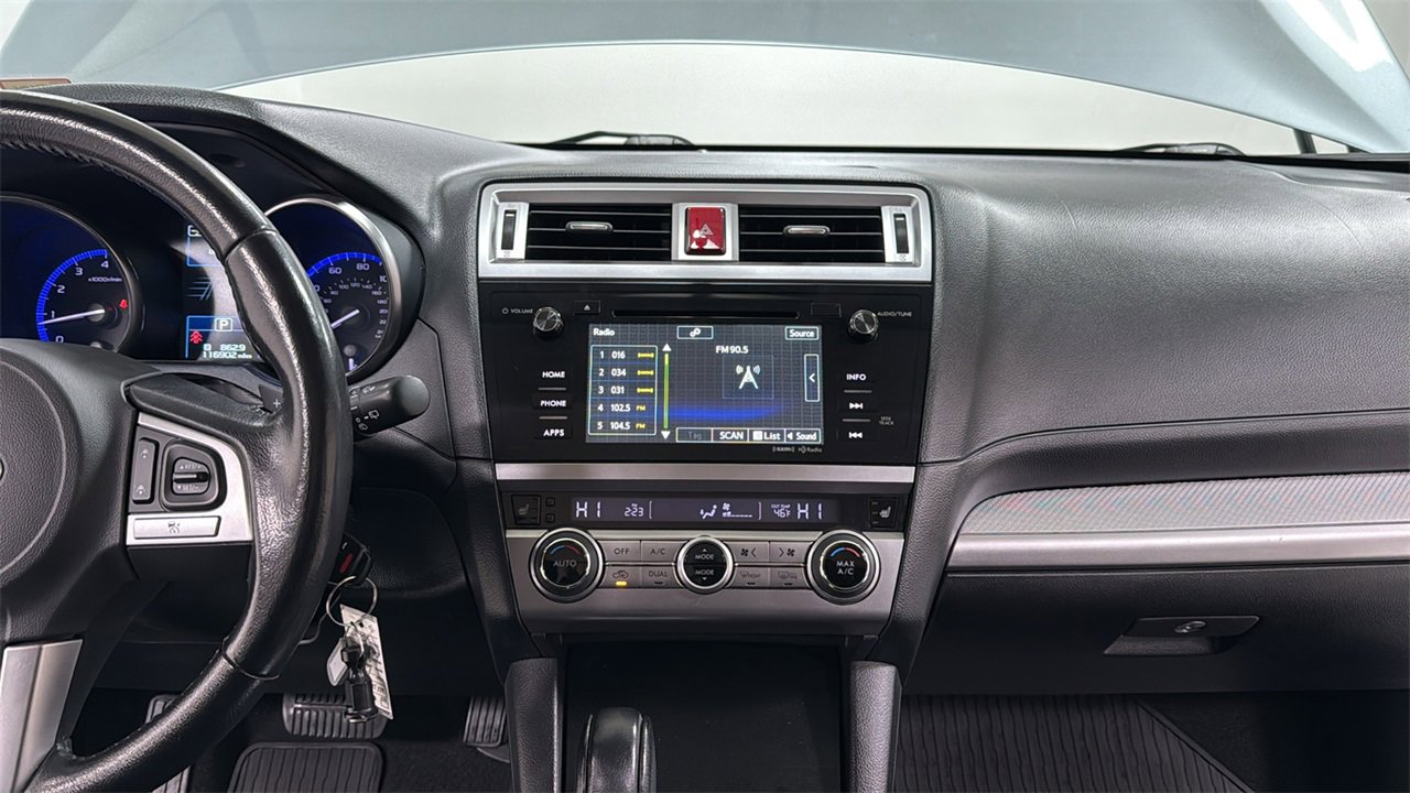 Used 2015 Subaru Outback 2.5i Premium image 10