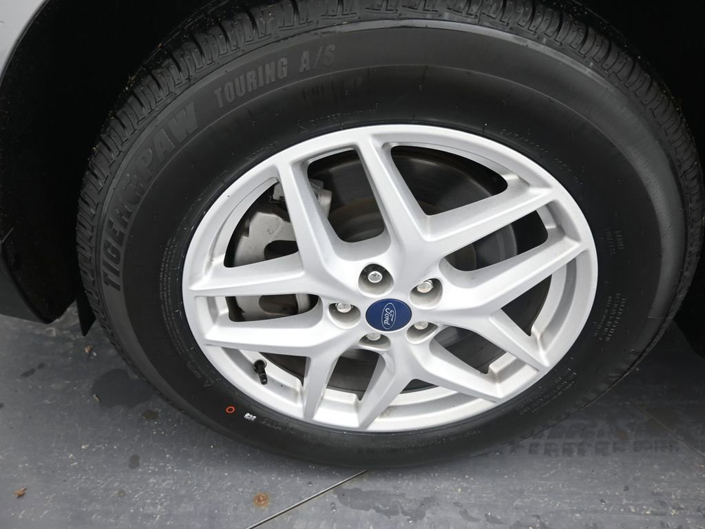 Used 2022 Ford Edge SEL w/ Convenience Package image 32