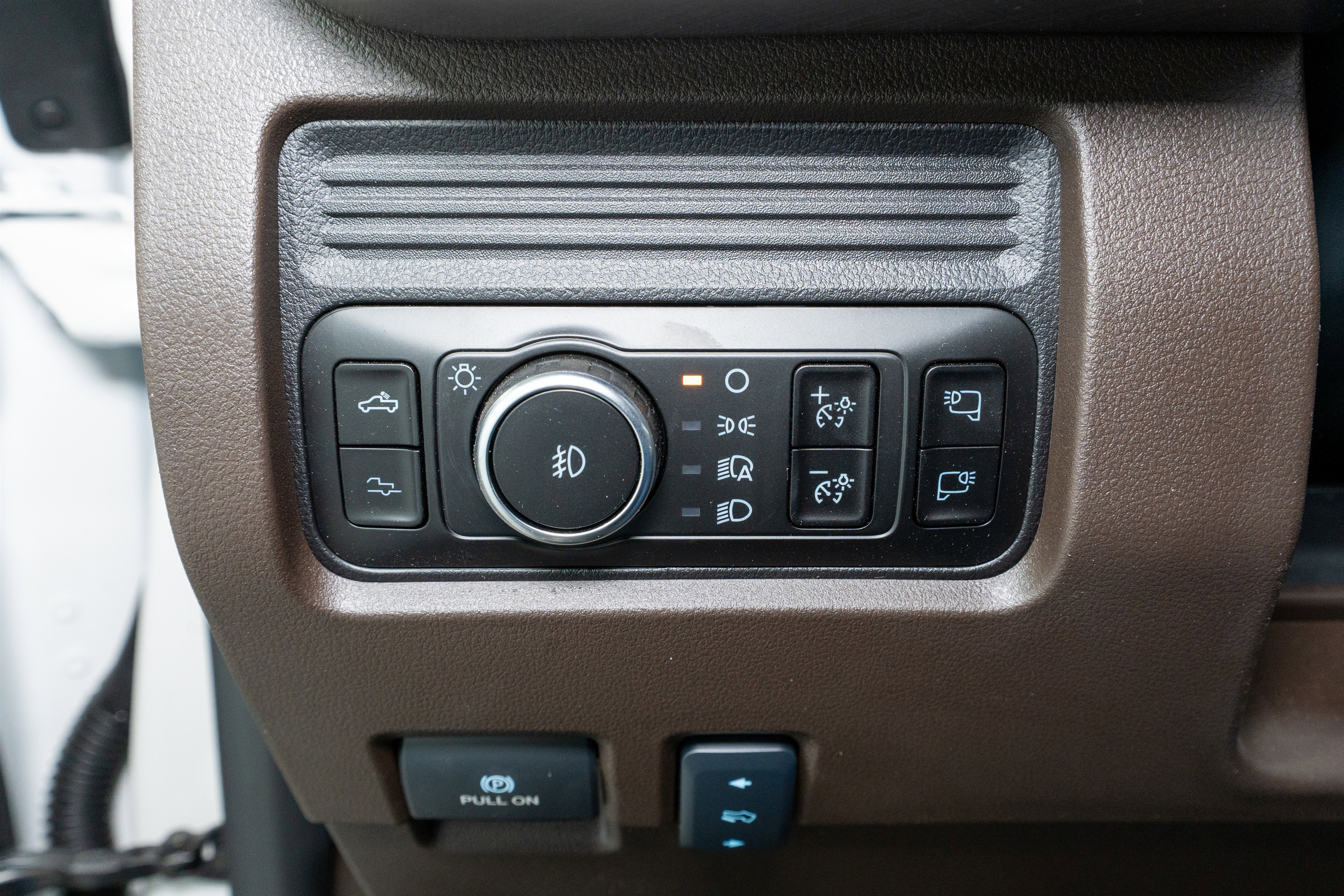 Used 2026 Ford F250 King Ranch w/ Chrome Package image 40