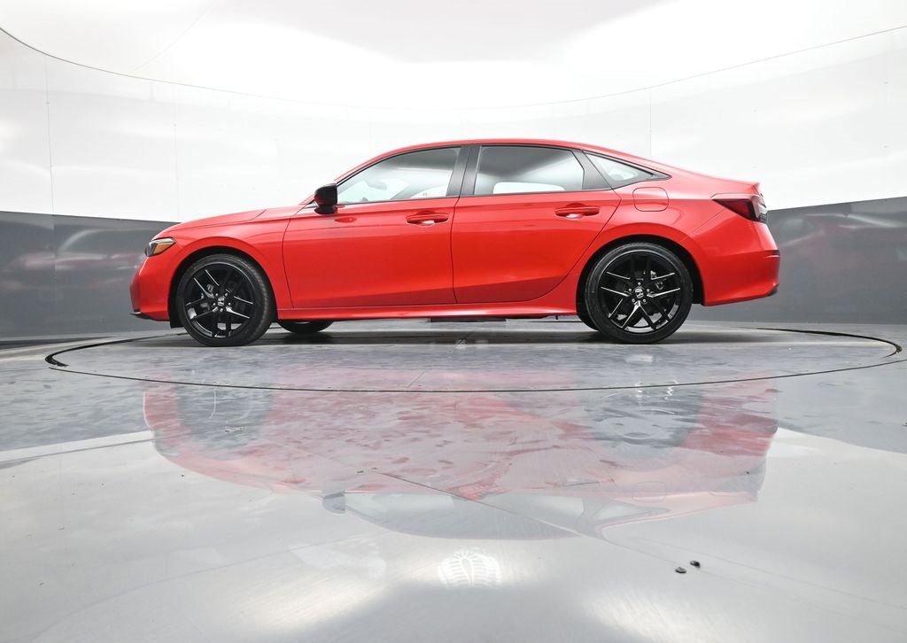Certified 2025 Honda Civic Sport image 32