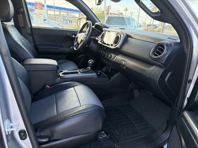 Used 2021 Toyota Tacoma TRD Off-Road AWD/4WD image 27