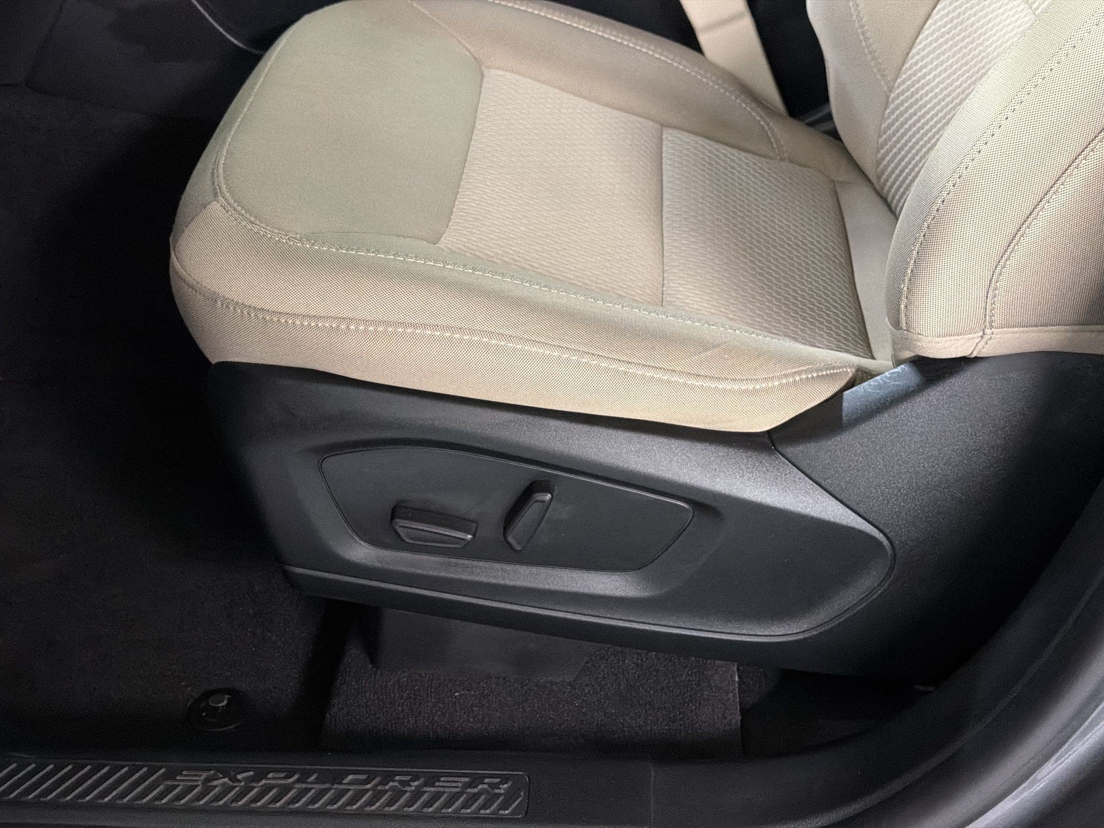 Used 2021 Ford Explorer 2WD image 14