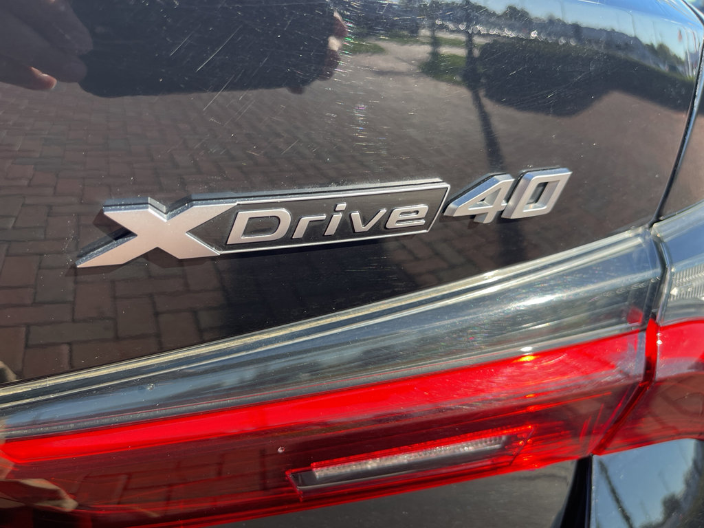 Used 2024 BMW i4 xDrive40i image 12