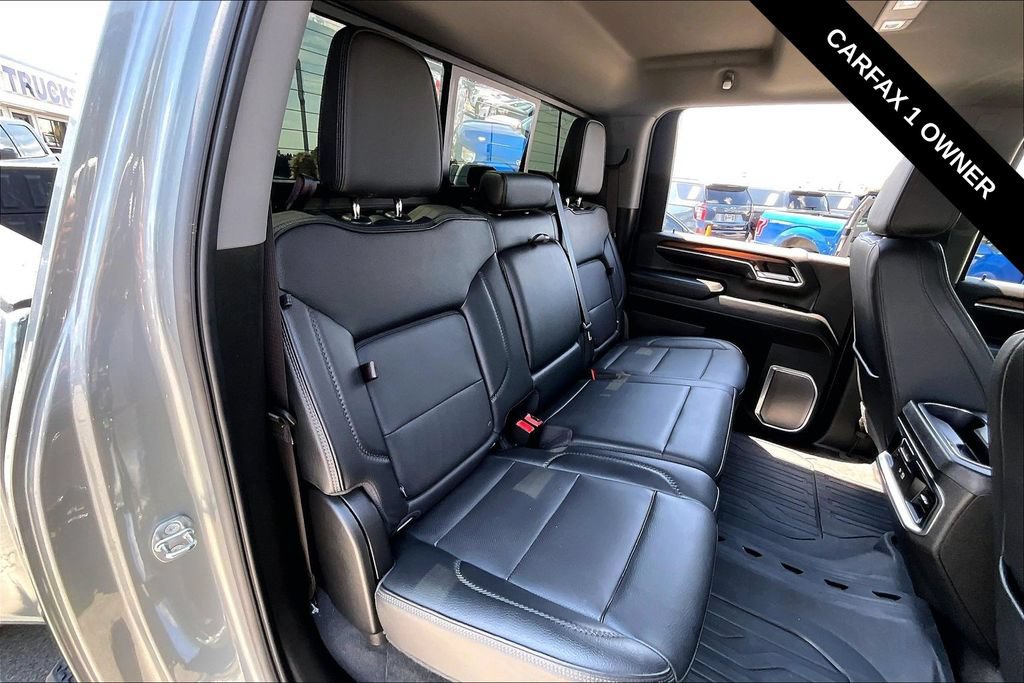 Used 2024 GMC Sierra 3500 Denali w/ Denali Reserve Package AWD/4WD image 25