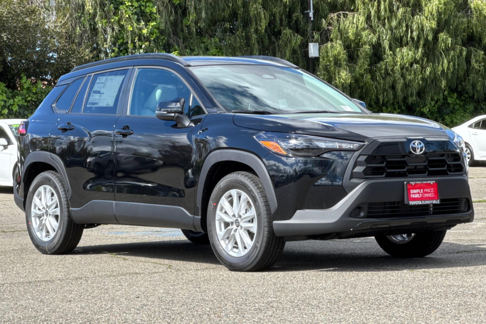 New 2026 Toyota Corolla Cross LE w/ Moonroof Package FWD image 10