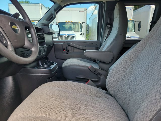 Used 2019 Chevrolet Express 3500 LT w/ LT Preferred Equipment Group RWD image 18