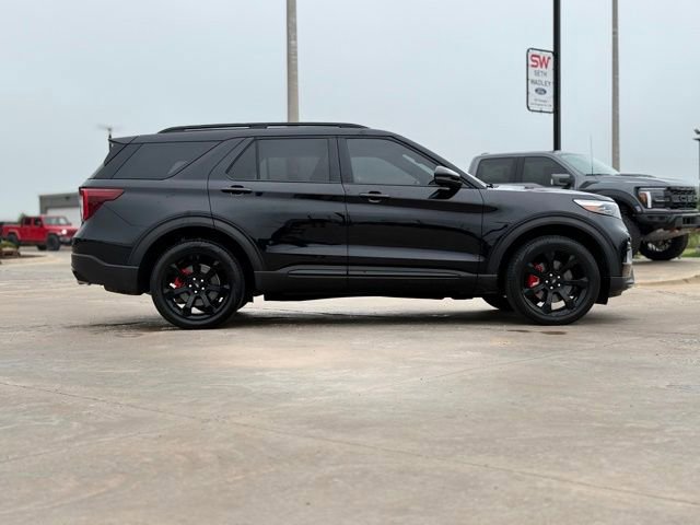 Used 2024 Ford Explorer ST w/ Equipment Group 401A AWD/4WD image 7