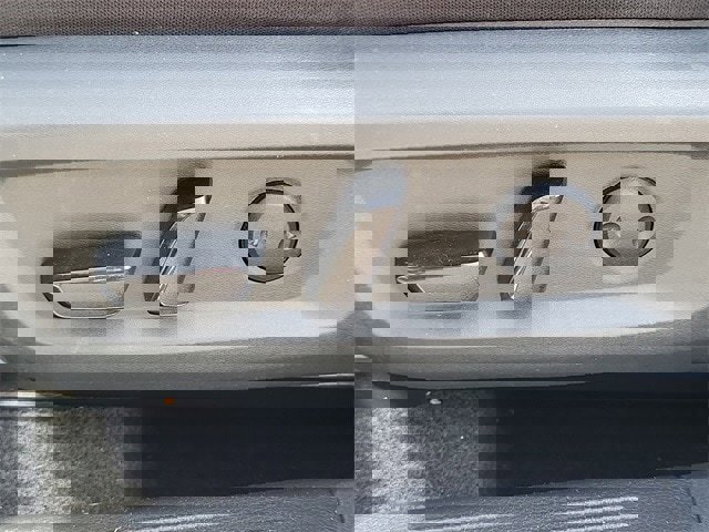 Used 2021 Nissan Rogue SV image 24