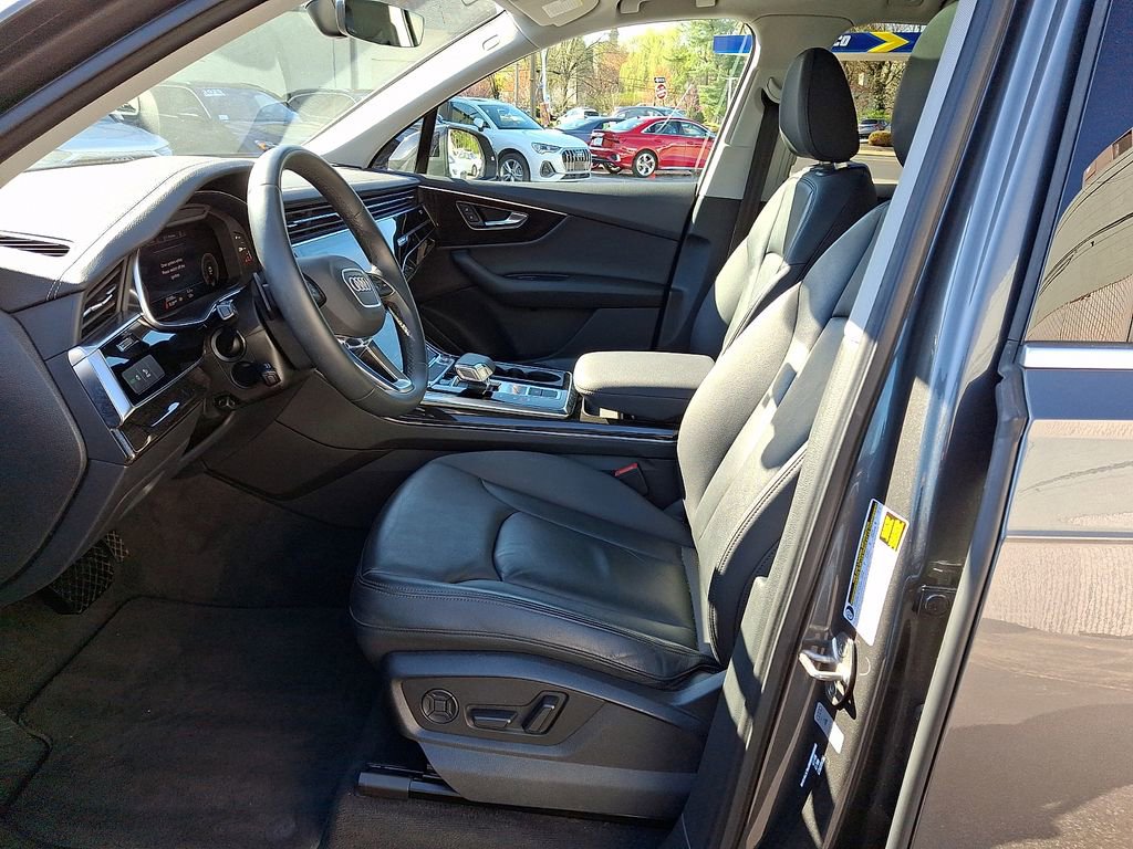 Used 2023 Audi Q7 2.0T Premium w/ Convenience Package AWD/4WD image 15