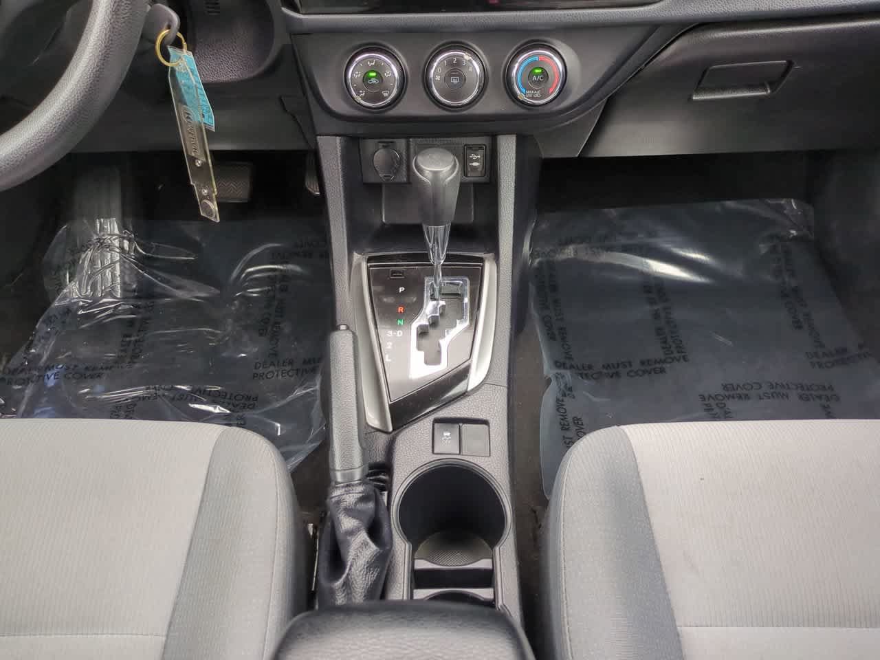 Used 2014 Toyota Corolla L FWD image 18