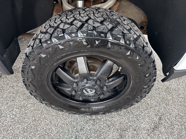 Used 2023 GMC Sierra 3500 Denali w/ Denali Ultimate Package image 10