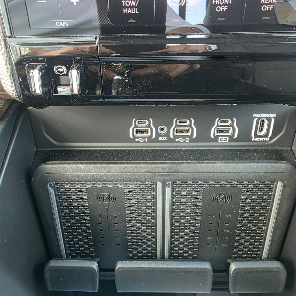 New 2026 RAM 3500 Longhorn image 17