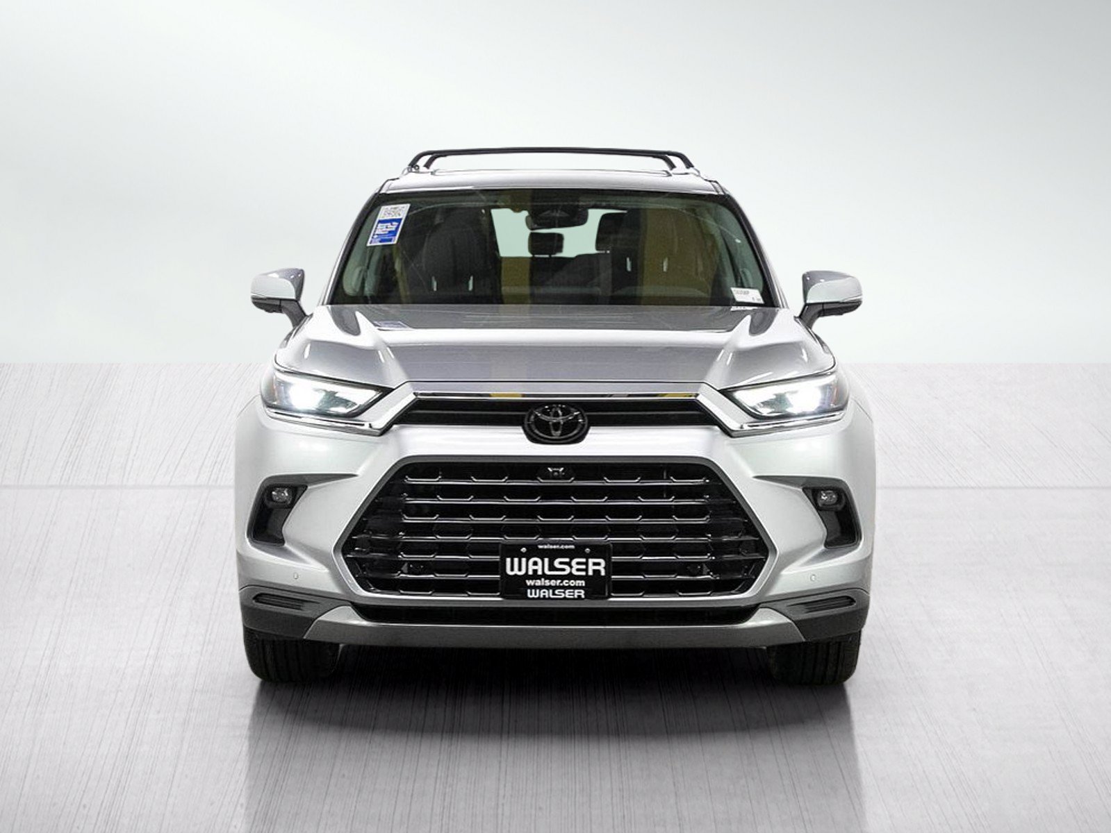 Used 2024 Toyota Grand Highlander AWD Hybrid image 8