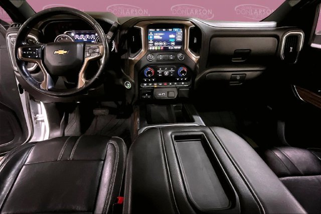 Used 2020 Chevrolet Silverado 2500 High Country w/ Technology Package AWD/4WD image 23