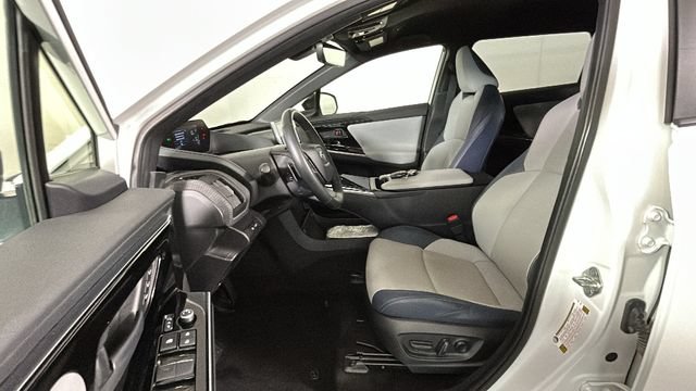 Used 2023 Subaru Solterra AWD image 11