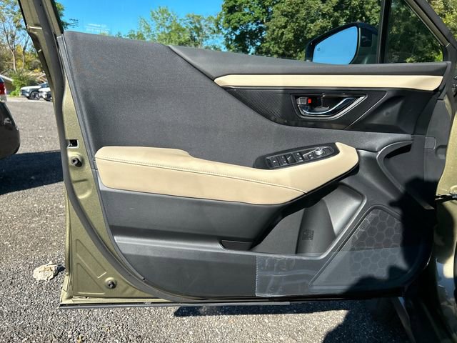 New 2025 Subaru Outback Premium w/ Popular Package #1 image 9