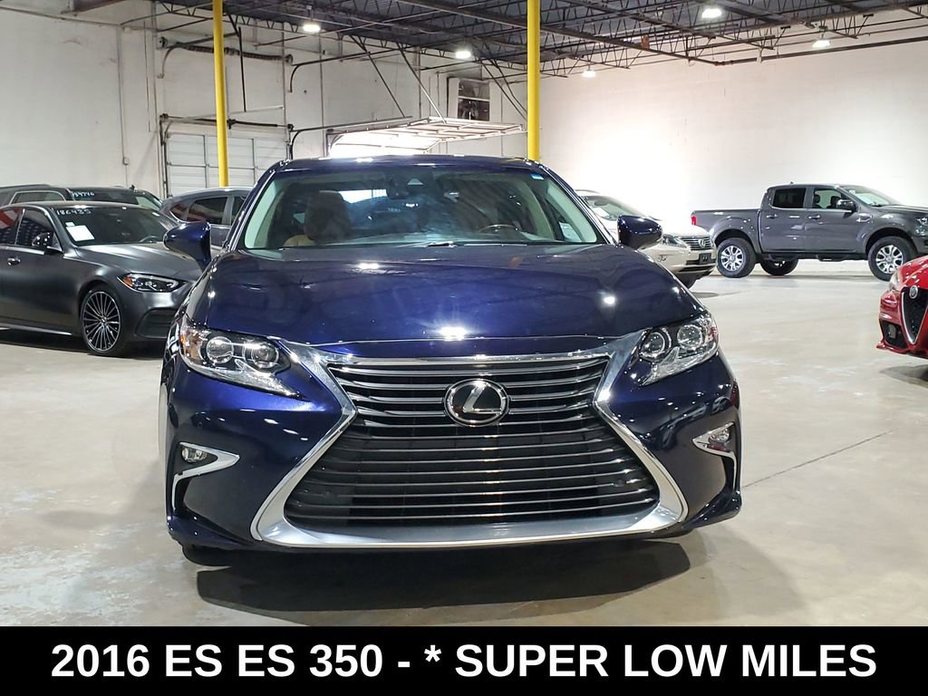 Used 2016 Lexus ES 350 w/ Luxury Package w/Wood Trim image 2
