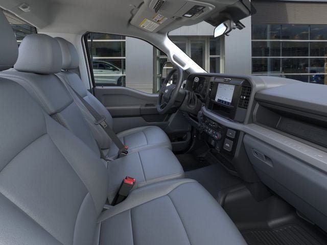 New 2025 Ford F550 4x4 Regular Cab Super Duty image 11