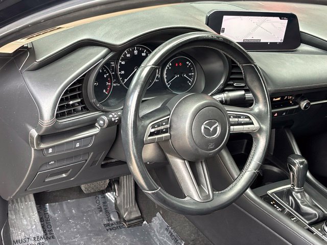 Used 2021 MAZDA MAZDA3 s FWD image 9