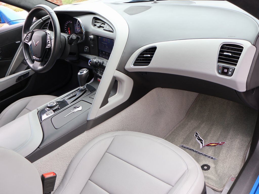 Used 2015 Chevrolet Corvette Stingray Coupe w/ 3LT Preferred Equipment Group image 10